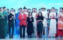 Hoa hậu Trung Quốc gây tranh cãi khi mặc áo dài Việt Nam thi tài năng tại Miss Earth 2020