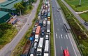 “Luồng xanh” giao thông ở Hà Nội: Ưu tiên phương tiện chở hàng và công nhân