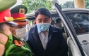 Ông Nguyễn Đức Chung đến tòa bằng xe 7 chỗ: Bộ Công an nói gì?