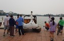 Cận cảnh thuyền thiên nga chìm tại hồ Bạch Đằng, bé gái 7 tuổi tử vong