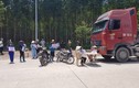 Dân bức xúc chặn xe chở tro, xỉ Nhà máy Nhiệt điện BOT Hải Dương