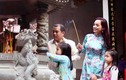 Sao Việt nô nức lên chùa cầu an đầu năm