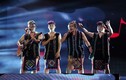 BTC The X-Factor xin lỗi sự cố lấy khăn Piêu làm khố