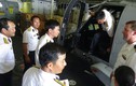 Phi công Việt tìm hiểu trực thăng săn ngầm Seahawk