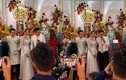 Hồ Bích Trâm đeo vàng trĩu cổ trong lễ cưới ở Quảng Ngãi