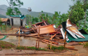 Nghệ An: Lốc xoáy làm hai người bị thương, sập hàng trăm ngôi nhà 