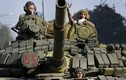Chùm ảnh xe tăng Nga, Ukraine tràn ngập gần biên giới