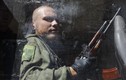 Ukraine giao tranh với lực lượng bọc thép ly khai gần Nga