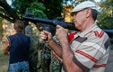 Lo ly khai miền đông, dân Mariupol học sử dụng vũ khí