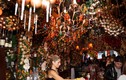 Tận mục quán bar chi hơn 1 tỷ trang trí Giáng sinh