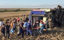 Tàu hỏa trật bánh ở Thổ Nhĩ Kỳ, hơn 80 người thương vong