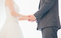 Làm đám cưới giả, cô gái tá hỏa bị lừa kết hôn thật với người lạ