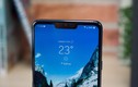 LG G8 xịn hơn Galaxy S10, dùng màn hình làm loa cho điện thoại