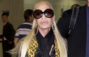 Nhà thiết kế Donatella Versace dọa ma bằng khuôn mặt “dao kéo”