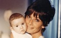 Những khoảnh khắc làm mẹ tuyệt vời của Audrey Hepburn