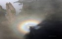 Sửng sốt quầng sáng thần thánh lạ xuất hiện trên núi TQ