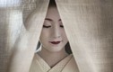 Cuộc sống bí ẩn của các thiếu nữ khổ luyện thành geisha