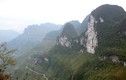 Chuyện kỳ bí về “Vách đá trắng” trên đỉnh núi Cô tiên