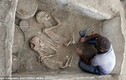 Giải mã cặp đôi ''Romeo và Juliet'' quấn quít trong cổ mộ 5.000 tuổi