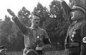 Trùm phát xít Hitler xử tử bạn thân tàn ác thế nào? 