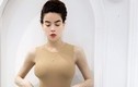 Hà Hồ diện bodysuit gợi cảm như Kim “siêu vòng 3“