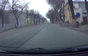 Video: Ô tô vượt đèn đỏ, đâm nhau cực mạnh