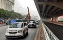 Xe nào được đi vào đường tạm trên dải phân cách đường Nguyễn Xiển?