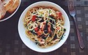 Làm spageti cá hồi cho bé lười ăn cơm