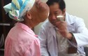 Mổ cho bệnh nhân có hai khối u khổng lồ trên mặt