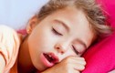 Tuyệt chiêu trị ngạt mũi khó thở cho bé khi ngủ