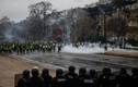 Bạo loạn ở Paris hé lộ 'một nước Pháp khác' của người nghèo 