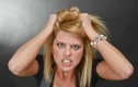7 dấu hiệu cảnh báo chứng rụng tóc của bạn đang ở mức báo động