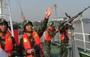 Tàu vận tải Hải quân Việt Nam luyện đánh địch