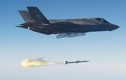 F-35A lần đầu phóng thử tên lửa đối không AIM-120