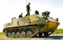 Xem xe thiết giáp BTR-MD lính dù Nga thao diễn
