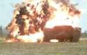 Khoảnh khắc tên lửa Hellfire Mỹ diệt xe tăng