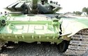 Ảnh “sốc”: Húc tường, xe tăng T-72B3 của Nga nứt toác