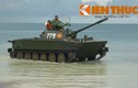 Soi xe tăng bơi K63-85 của Hải quân Đánh bộ Việt Nam