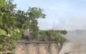 Mục kích Sư đoàn 2 diễn tập tấn công lính dù “địch”