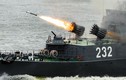 Video: Mục kích tàu săn ngầm Nga khai hỏa "mưa" đạn pháo 