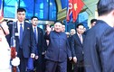 Video: Phút nghỉ ngơi hiếm hoi của ông Kim Jong-un sau hành trình tới VN