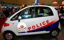 “Mổ xe” mẫu xe cảnh sát rẻ nhất thế giới