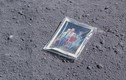 Chuyện phi hành gia đặt ảnh gia đình trên Mặt trăng