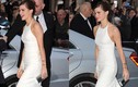Emma Watson hút hồn với đầm trắng tinh khôi