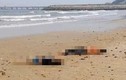Công nhân phát hiện thi thể 2 nữ sinh trôi dạt vào bờ biển