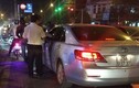 Dân đuổi đánh lái xe Camry gây tai nạn bỏ chạy ở Hà Nội