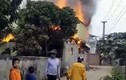 Mâu thuẫn với vợ, chồng tẩm xăng đốt nhà làm 3 người bị thương 