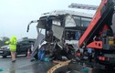 Xe cứu hỏa gây tai nạn kinh hoàng trên cao tốc ở Hà Nội