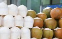 Video: Dừa trắng nõn nhờ tẩy bằng hóa chất bán đầy đường ở Sài Gòn