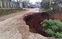 “Hố tử thần” sâu 20 m xuất hiện sau nhiều tiếng nổ lớn